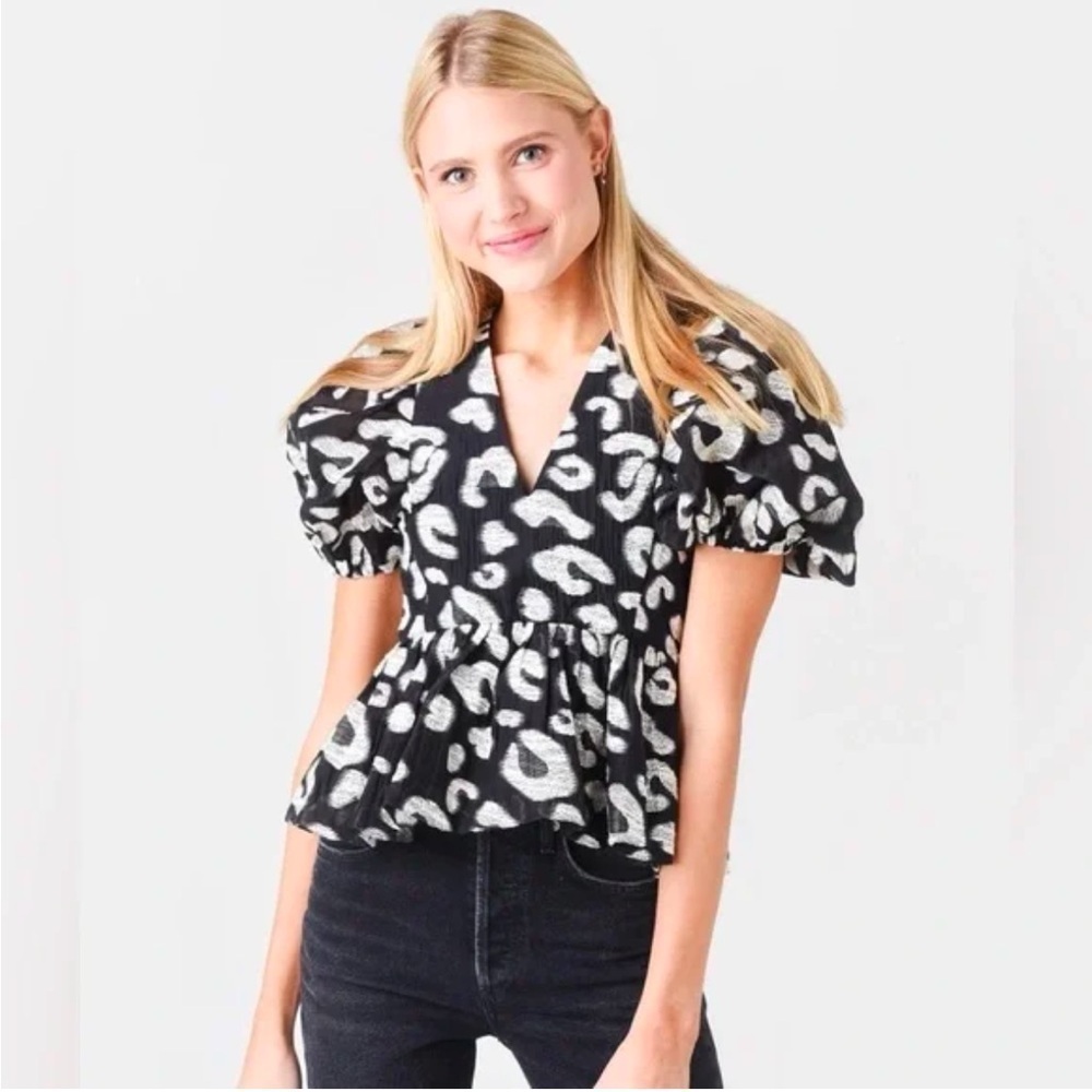 Hunter Bell Leighton Blouse- Black and White cheetah print- Women's Top- size 4